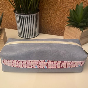 Trousse d’écolier, trousse carré, trousse rectangulaire, trousse à crayon, trousse à stylo, trousse maquillage, livraison gratuite