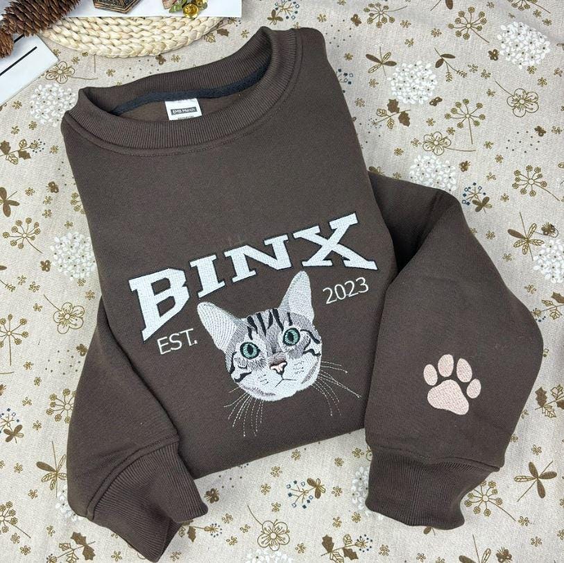 Custom Embroidered Pet From Your Photo T-Shirt, Personalized Cat Sweatshirt, Pet Name Sweatshirt, Cat Mom Gift, Cat Lover Gift, Pet Gift