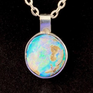 Handgefertigte ÄTHIOPIAN OPAL Doublette in Sterling Silber Lünette mit Luxus-Box