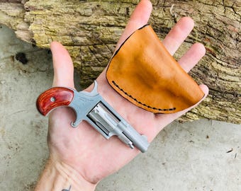 Coldre de bolso/cinto moldado úmido de couro grosso NAA Mini Revolver 22 LR