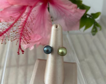 Tahitian Pistachio Cuff Ring