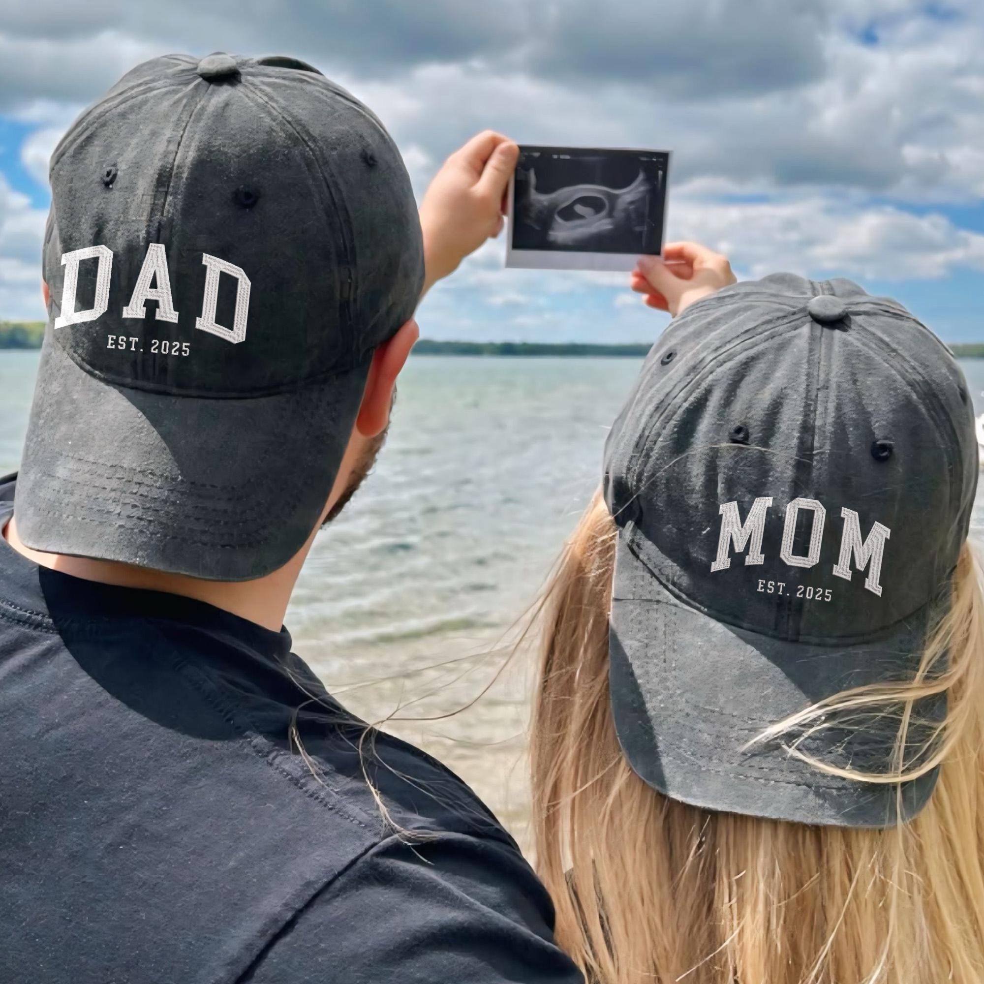 Personalized Mom Dad Embroidered Hat, Customized New Mom Dad Baseball Hat, Gift For New Dad Mom, Pregnancy Announcement Cap