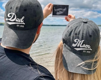 Personalized Mom Dad Embroidered Wash Cap, Customized New Mom Dad Baseball Hat, Gift For New Dad Mom, Pregnancy Announcement Cap