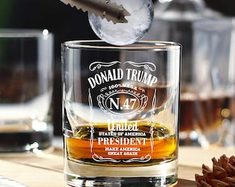 Verre à whisky Donald Trump 100 % Maga 47 President, verre à whisky rond Trump de 11 oz, cadeau conservateur, Trump pour la présidence, cadeau politique
