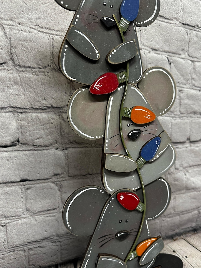DIY Stacked Mouse With Christmas Lights | DIY Wood Crafts | Unfinished ...