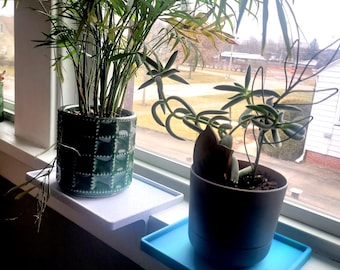 Windowsill Shelf 6" - 15"