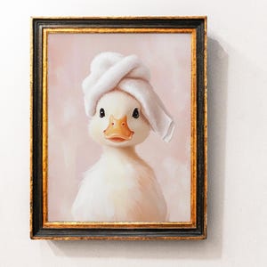 Impresión artística de pared para baño con un bonito pato y una toalla rosa, decoración vintage para guardería, decoración estética de baño de moda, póster artístico de pato y ganso.