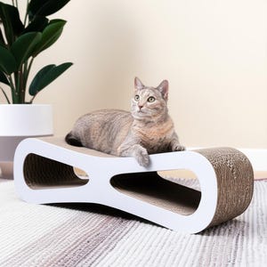 Cat scratching board,  corrugated cardboard cat scratching board leisure toy, suitable for indoor and outdoor cats and kittens