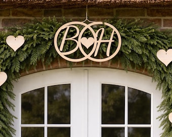 Personalisiertes Holzschild mit Initialen & Holzherzen für Hochzeitsgirlande – Hochzeitsdeko