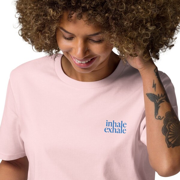 Inhale Exhale Unisex Yoga T-Shirt | Minimalist Design Stickerei Shirt | Achtsames Geschenk für Yoga und Yogaleherer | Om, Namaste, Balance