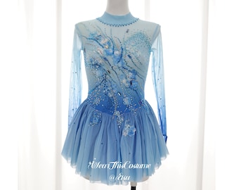 Abito da pattinaggio artistico romantico blu/ Costume personalizzato/ Abito da pattinaggio sul ghiaccio/ Abiti da pattinaggio/ Danza sul ghiaccio/ Pattinaggio a rotelle/ Volteggio equestre