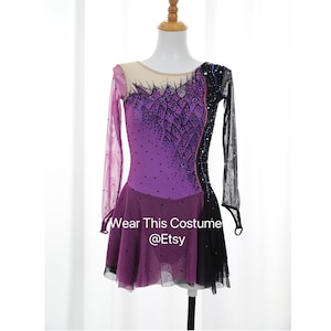 Lila Eiskunstlauf-Kleid: Turnierkostüm nach Maß