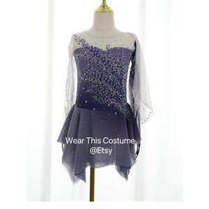 Personalisierbares Lila Eiskunstlaufkleid: Tanztrikot