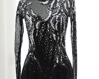 Vestido de patinaje con lentejuelas negras / Vestido personalizado / Vestido de patinaje artístico / Danza sobre hielo / Patinaje sobre hielo / Disfraces / Patinaje sobre ruedas / Estilo romántico