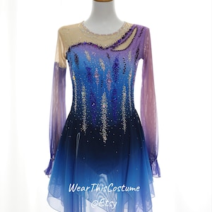 Blau & Lila Eiskunstlaufkleid: Kostüm nach Maß