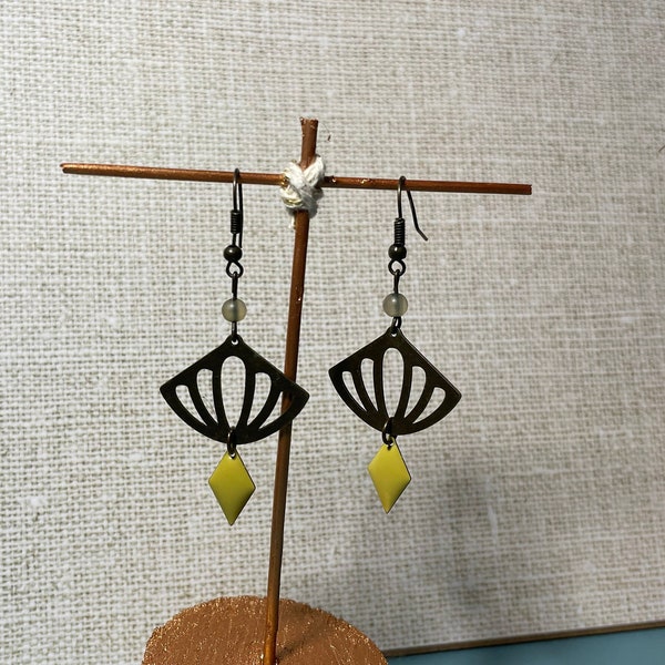 Bijoux femme Boucles d'oreilles pendantes, breloque et sequin émaillé