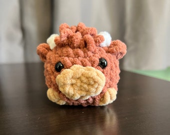 Pocket Cow / Crochet Highland Cow Mini Plushie