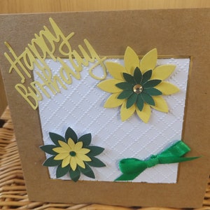 Pack de 4 tarjetas de cumpleaños hechas a mano con mucho cariño y cuidado.