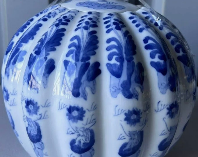 Small Green Chinoiserie Pumpkin main image 1