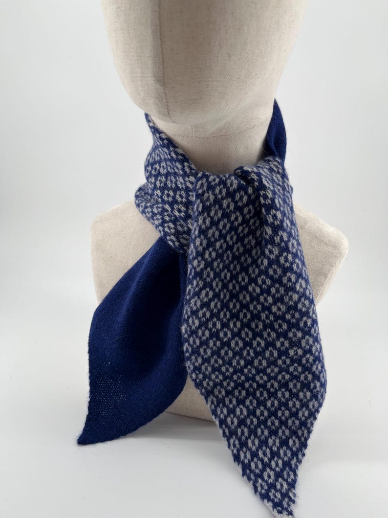 Knitted 100% Merino Lambswool MinI Tie Scarf, half plain and half patterned. Navy & Light Grey