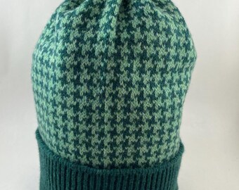 Knitted 100% Merino lambswool Bobble hat or Beanie in a Houndstooth check
