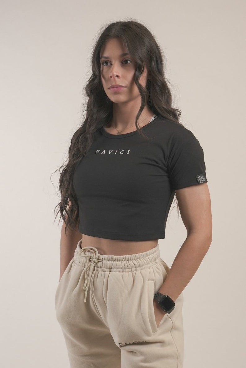 Reign Crop -Black - Ravici Athletica