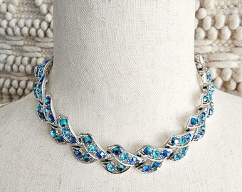 Vintage Mac Allan Aurora Borealis Blue Rhinestone Silver Tone Necklace 15 inches