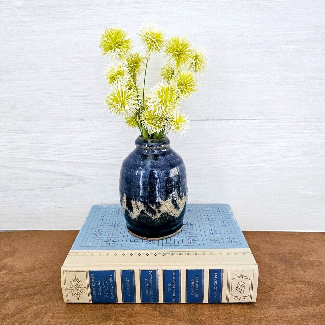 Vintage Blue and Beige Studio Pottery Bud Vase - Etsy