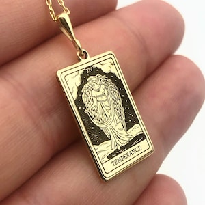 Collana con carta della temperanza delicata, collana dei tarocchi fatta a mano in oro 14K, collana con ciondolo con dichiarazione spirituale, gioielli gotici, regalo di anniversario