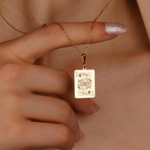 Collana King of Diamonds, collana King Card Poker in oro 14K, collana minimalista con carte da gioco, collana con giocatore di poker, regalo per giocatore di carte