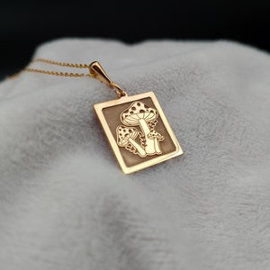 Dainty Mushrooms Necklace14K Solid Gold Mushroom Charm,Tiny Magic Mushroom Pendant,Cottagecore Necklace,Nature Lover Gift,Minimalist Jewelry