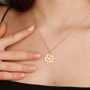 14k Gold Four Leaf Clover Necklace, Lucky Charm Heart Pendant, Minimalist Good Luck Jewelry, Dainty Gift for Her, Meaningful Jewelry Gift