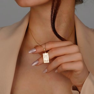 De hiërofant tarotkaartketting, 14K massief gouden hemelse ketting, mystieke astrologie bedelketting, kleine heksenketting, spiritueel cadeau