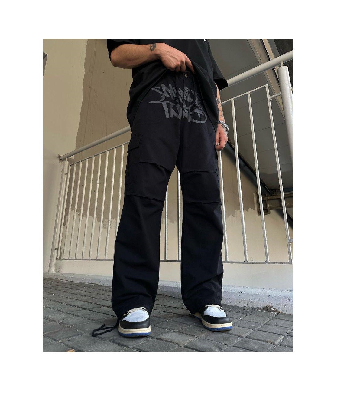 Cargo Y2K Hommes, Y2K Pantalons Jeans Baggy, Wide Legs, Minus Two Cargos  Pants, Hommes Hip Hop Baggy Pantalons, Harajuku Denim Imprimé Lâche Hommes  Rock Droite Pantalon Large : : Mode