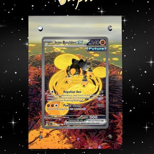 Iron Boulder Ex 207/162 - Pokémon Forces Temporelles - Étui/Support magnétique pour votre carte + Illustration détaillée + Support