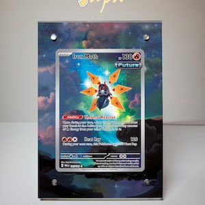 Iron Moth 187/182 - Étui magnétique pour cartes Pokémon avec support