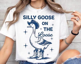 Silly Goose on the Loose Comfort Colors T-shirt - Funny Animal Tee for Men and Women, Cute Goose Graphic Shirt, Casual Top for Bird Lovers,
