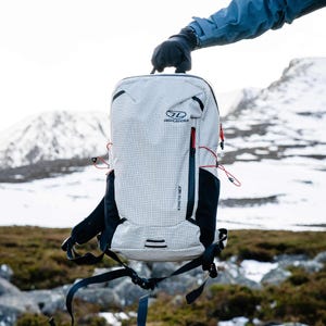 Lightweight Hiking Backpack 15L - Kynetik by Highlander - White or Black Rucksack