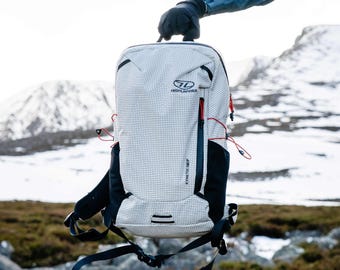 Lightweight Hiking Backpack 15L - Kynetik by Highlander - White or Black Rucksack