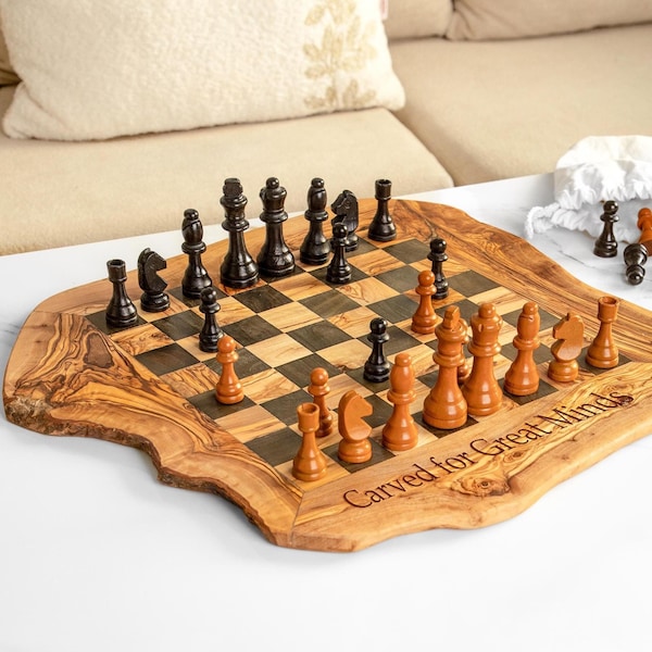 Spersonalizowany zestaw szachów z drewna oliwnego: rustykalna gra planszowa z drewnianymi figurami