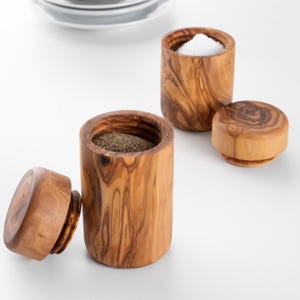 Wooden Salt Boxes | Olive Wood Spice Jar with Swivel Lid | Personalized Kitchen Gift | Eco-Friendly Spice Storage- Safe and Bio