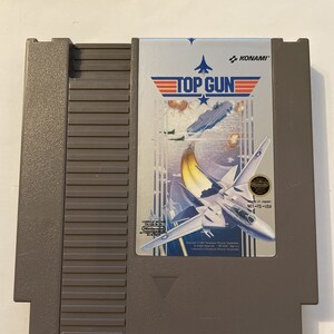 Authentieke Nintendo "nes" Topgun-gamewagen.