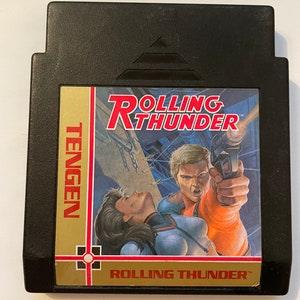 Authentieke Nintendo "nes" Rolling Thunder-gamewagen.