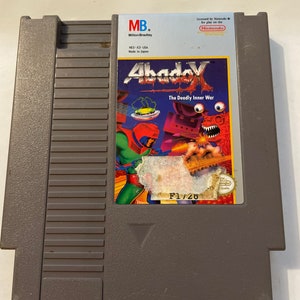 Authentieke Nintendo 'nes' Abadox-gamewagen.