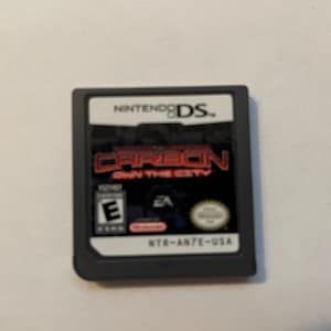本物の DS N4S カーボン: 都市を所有するゲームカート