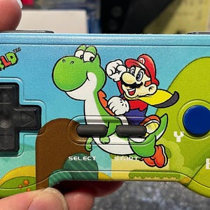 Specialdesignad UV-tryckt Super Mario World-kontroll för SNES
