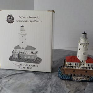 IL.-Lefton&#39;s Historic American Lighthouse (Mini) Chicago Harbor CCM12236 Unused