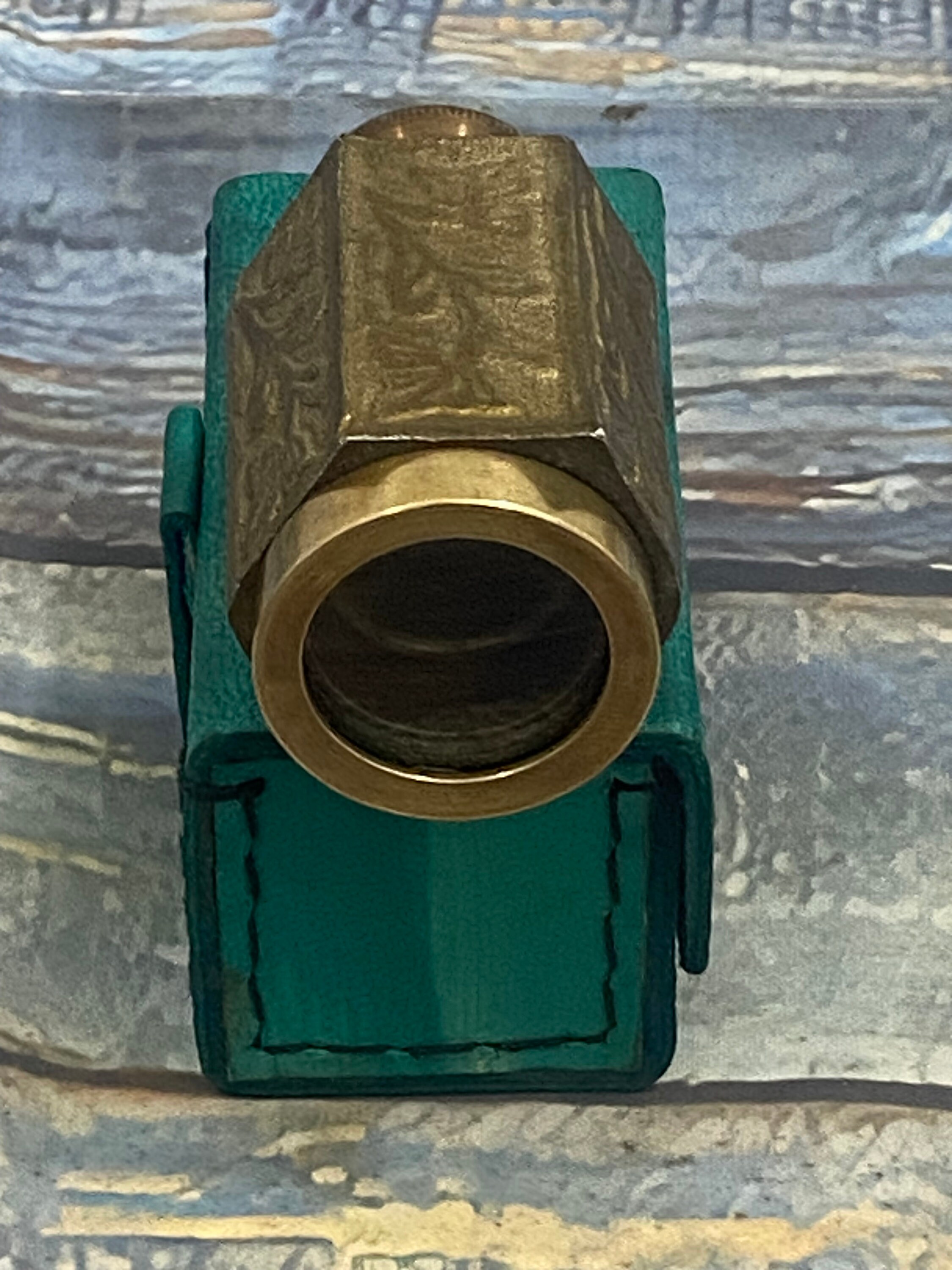 thumbnail image 2 of Nautical Pirate Antique Replica Vintage Crafts Dollond London 1920 Handheld Spyglass With Safety Cover Kids Telescopes Toys Gifts 2 of 9