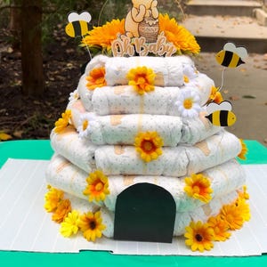 beehive diaper cake, bumble bee diaper cake Winnie Pooh diaper cake,