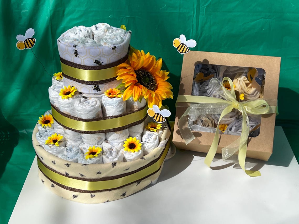 Honey Bee Diaper Cake , Beehive Diaper Cake, Pooh Bear Diaper Cake - Etsy